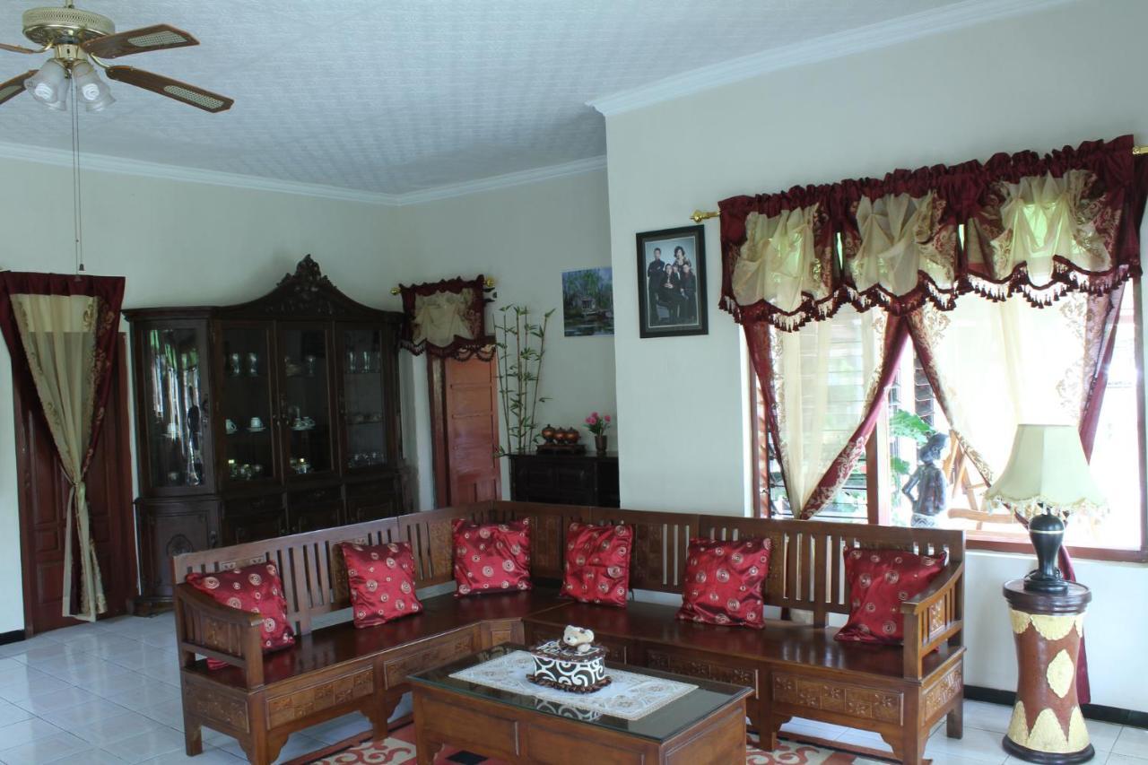 Marry Ind Gunung Kawi Guest House Malang Bumirejo Екстер'єр фото